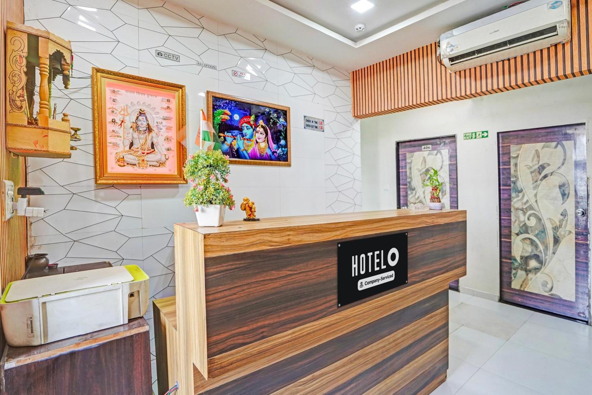 Hotel O S. G. Highway Formerly I Land Park Ahmedabad Eksteriør bilde
